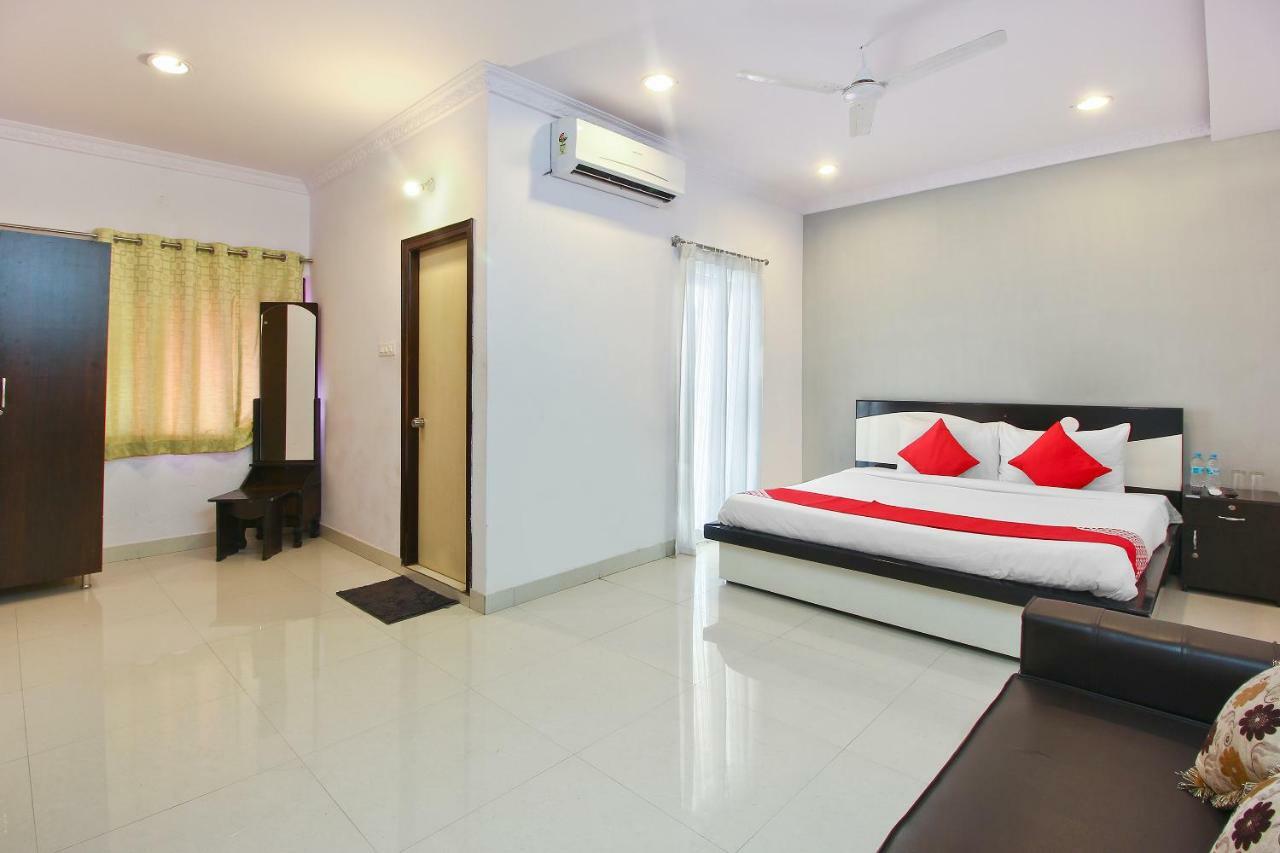 Hotel Oyo Flagship 463 Banjara Hills Hyderabad Exterior foto