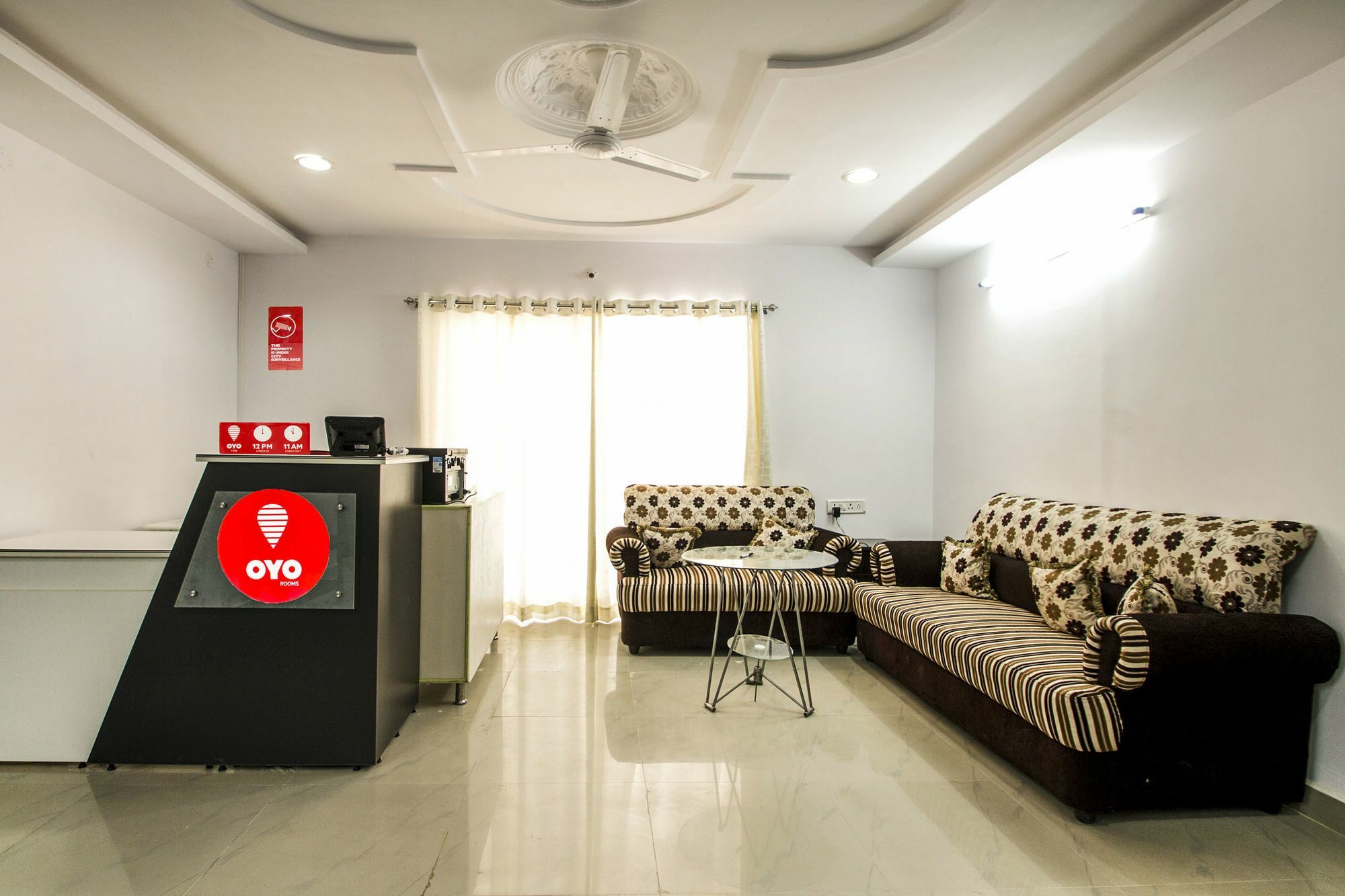 Hotel Oyo Flagship 463 Banjara Hills Hyderabad Exterior foto