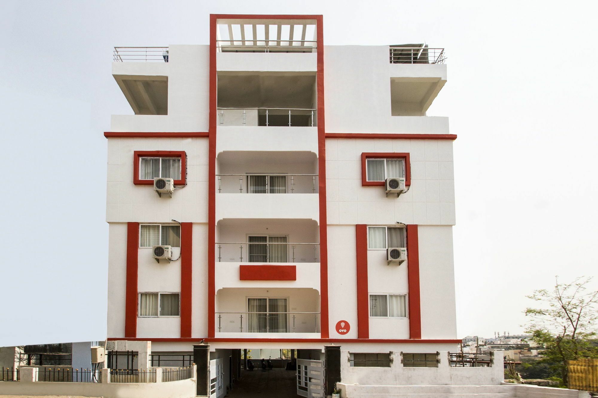 Hotel Oyo Flagship 463 Banjara Hills Hyderabad Exterior foto